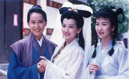 白蛇传里面的小青是一个什么样的人(白蛇传小青的人物特点)